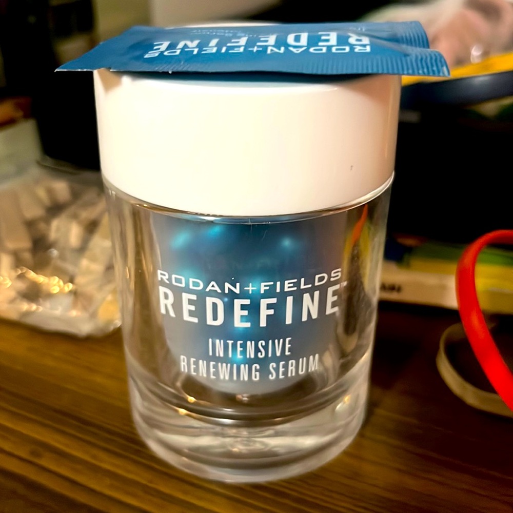 Rodan + Fields Redefine Intensive Renewing Serum